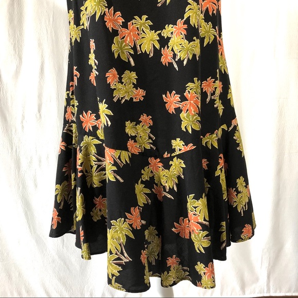 Nani Hawaii Sleeveless Black Palm Tree Print Dress - Picture 3 of 8